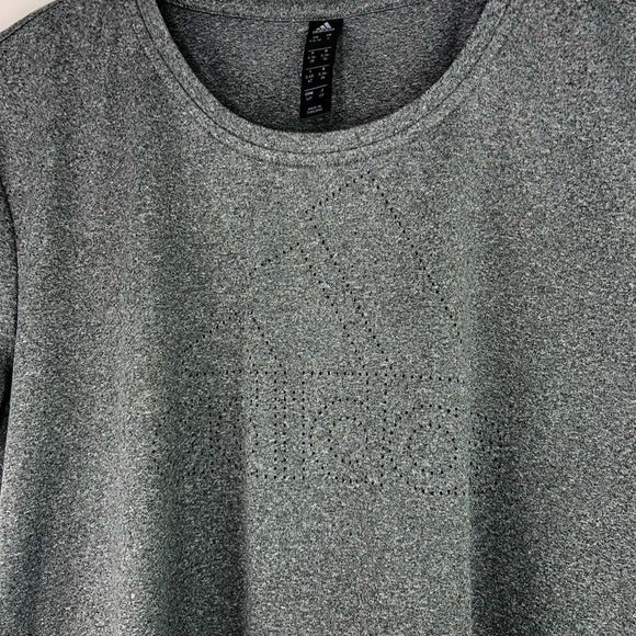 Cropped Adidas Pinhole Tee - Picture 4 of 7